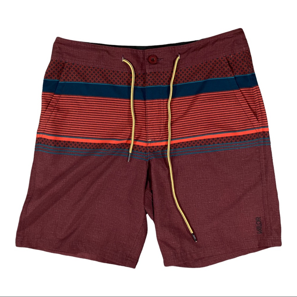 Valor hybrid board shorts size 32 multicolor with string tie SKU 172